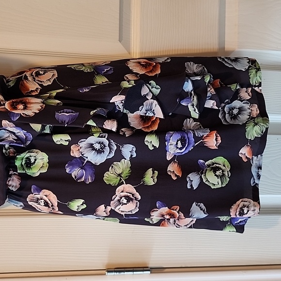 REBECCA TAYLOR Sleeveless Elasticized Waist V-Neck Silk Dress WITH POCKETS - Picture 3 of 16